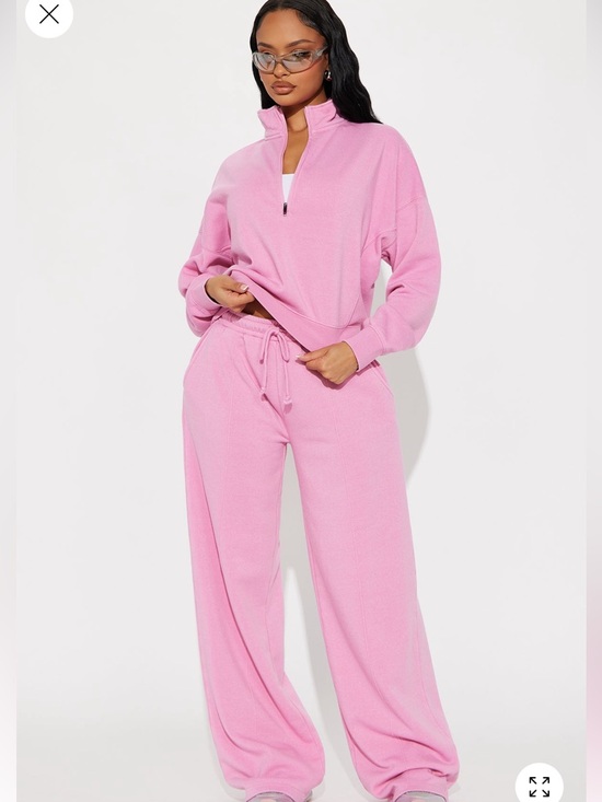 Fashion Nova Pants - Fashion Nova Pink womens Half-Zip Sweatshirt & Jogger pants